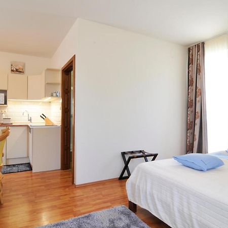Farkas Apartman Siofok Ngoại thất bức ảnh