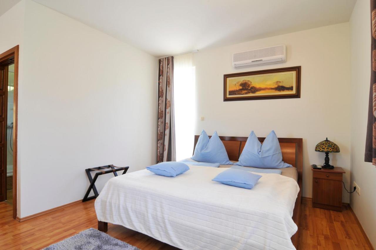 Farkas Apartman Siofok Ngoại thất bức ảnh